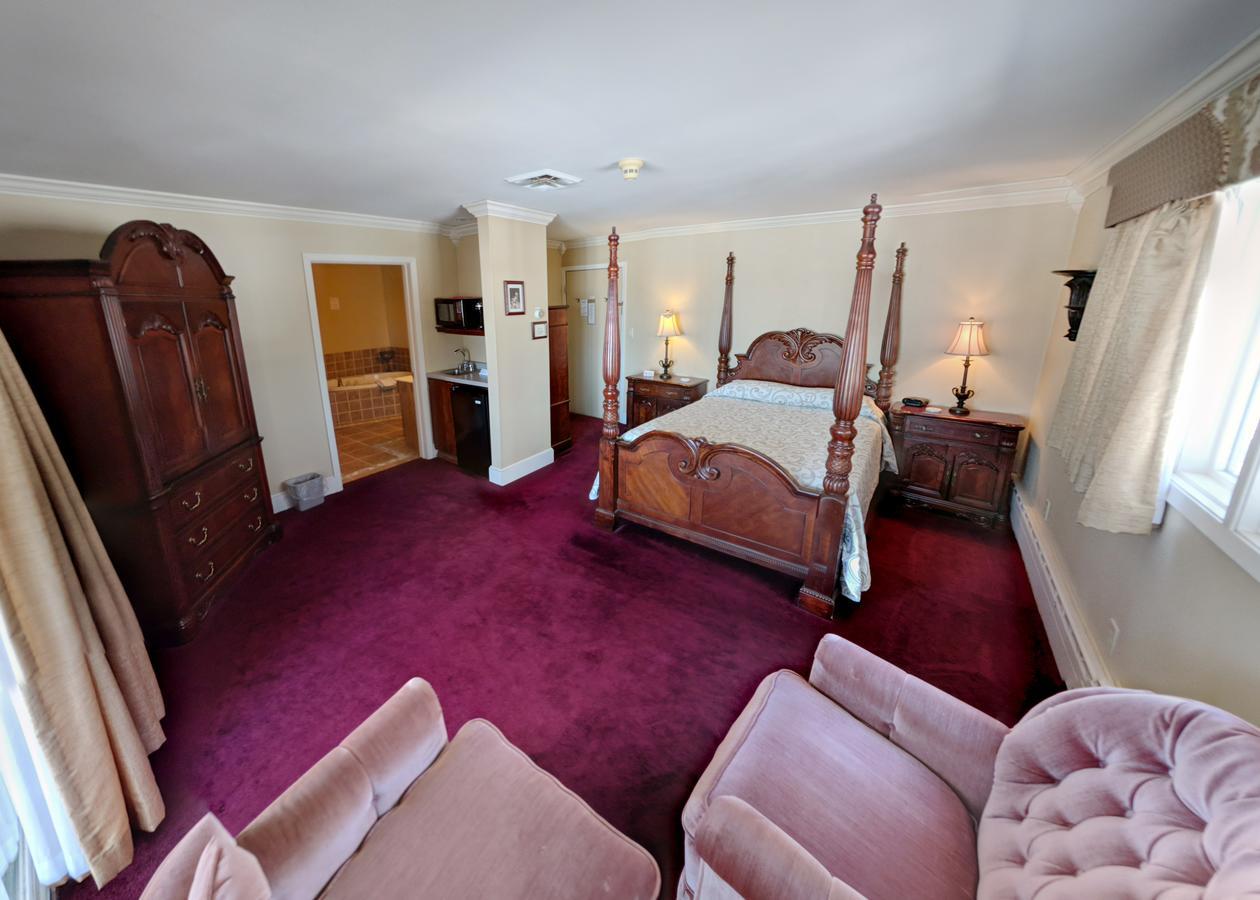 The Lodge Resort Hotel Forest City 외부 사진